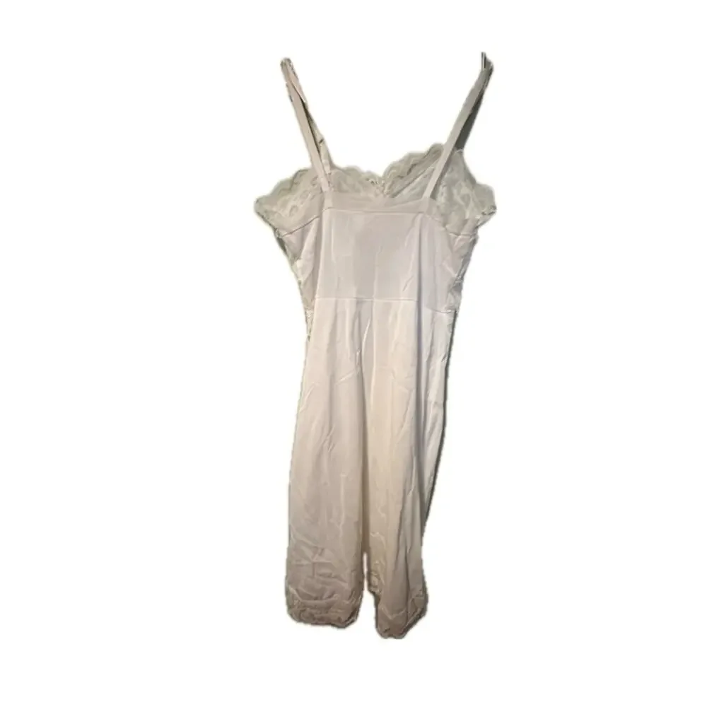 Vintage white lace slip - Picture 3 of 7